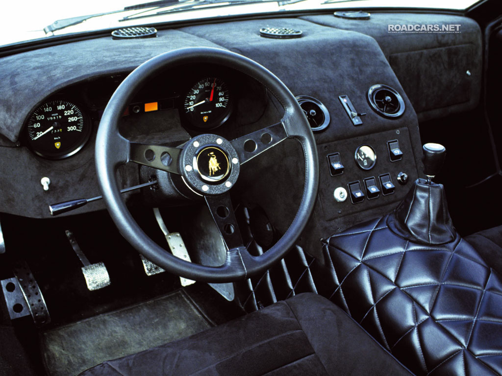 Lamborghini 400GT  Interior